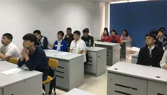 北大青鸟 杭州拱墅区ui设计培训哪里比较好   杭州北大青鸟it学院是一