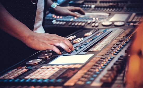 烟台市区内有专业的DJ学校吗