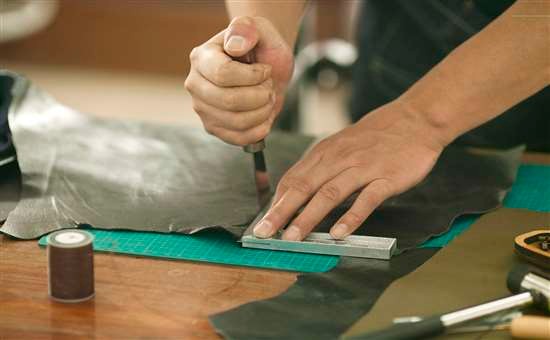 请问肇庆那里有手工外发（要地址或电话）