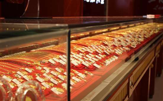 寻找一家权威的珠宝玉石鉴定师培训机构，发放国家证书的？