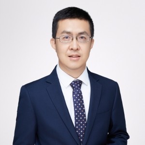 薛威