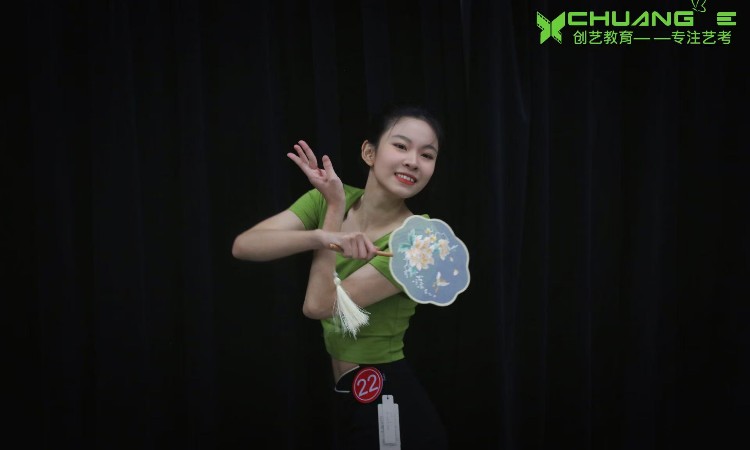 青岛表演专业艺考培训