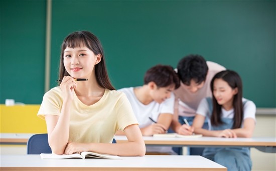 大连大学考研怎么选学校?好的网课有吗